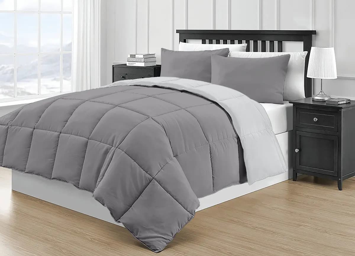 Acolchado Simil Plumón Con Funda 1 Plaza Y Media Kavanagh Color Gris/gris Oscuro Diseño De La Tela Liso