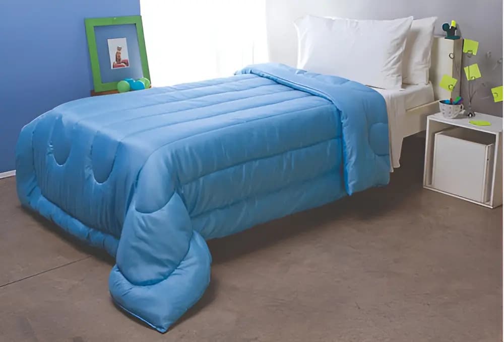 Acolchados Invierno Casablanca Oro 2 1/2 Plazas Color Celeste