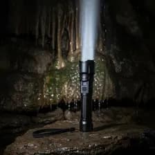 Linterna Recargable Led Tactica 1000 Lum Caza + Power Bank Blanco Negro