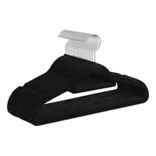 Kit 50 Perchas Gadnic Antideslizantes Plástico Flocado Negro